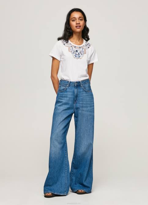 blanco_camiseta_con_cordones_en_el_cuello_pepe_jeans_06x4449_mujer.jpg blanco camiseta con cordones en el cuello Pepe Jeans 06X4449 mujer - Imagen 1
