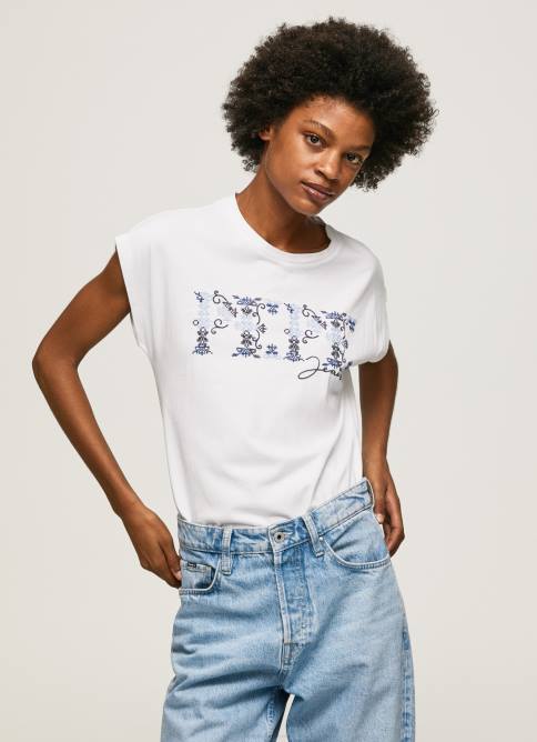 blanco_playera_con_logo_bordado_pepe_jeans_06x4433_mujer.jpg blanco playera con logo bordado Pepe Jeans 06X4433 mujer - Imagen 1