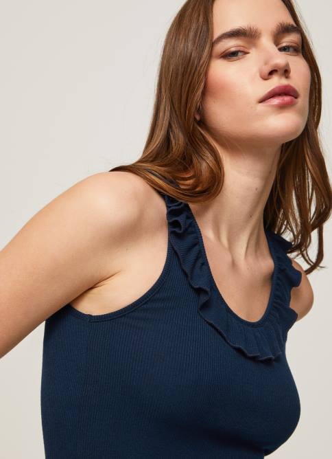 dulwich_camiseta_con_volantes_en_el_cuello_pepe_jeans_06x4441_mujer.jpg dulwich camiseta con volantes en el cuello Pepe Jeans 06X4441 mujer - Imagen 1