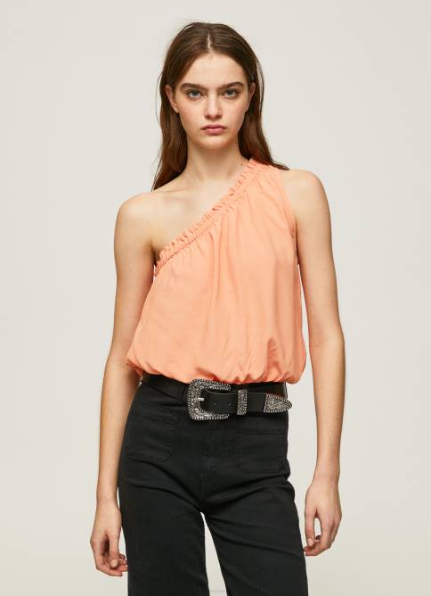 durazno_top_con_escote_asimetrico_pepe_jeans_06x4355_mujer.jpg durazno top con escote asimétrico Pepe Jeans 06X4355 mujer - Imagen 1