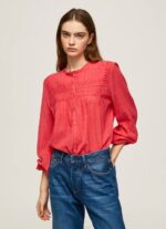 estudio rojo blusa plisada con diseño calado Pepe Jeans 06X4321 mujer